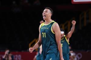 名记:火箭预计裁掉泰勒-贝 为签回艾克萨姆腾出位置