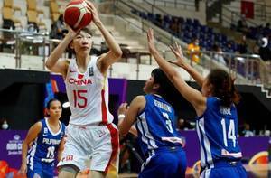🏀女篮亚洲杯-杨力维21+5 李月汝18+6 中国女篮狂胜菲律宾