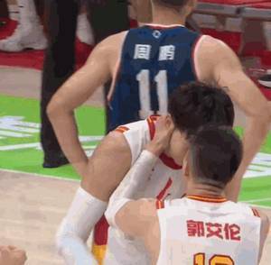 4个词形容本届全运会男篮:争霸、亮点、遗憾、未来