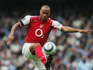 经典回顾！阿森纳时期亨利大战皇马
