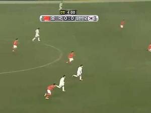 终结恐韩症！2010年东亚四强赛国足3-0韩国