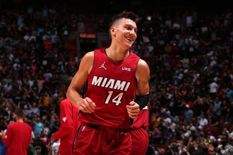 【直播吧评选】11月14日NBA最佳球员
