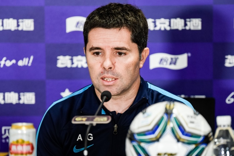 安东尼奥：队员需尽快从失利阴影走出来 之后每场都会当决赛来踢