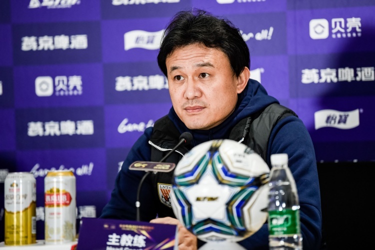 鲁媒谈泰山队争冠前景:崎岖坎坷怎么它就这么多