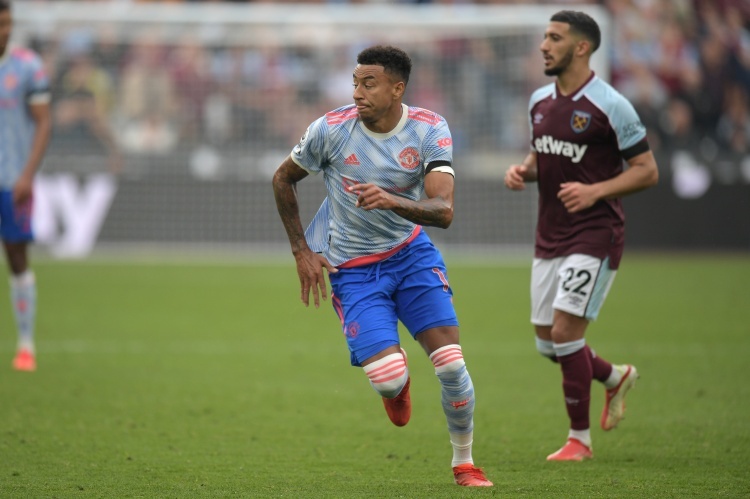 记者:不愿增强争四对手实力,曼联拒绝热刺&西汉姆对林加德报价