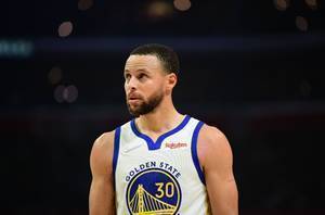 最难缠的3位防守者?库里:朱-霍勒迪、布拉德利和托尼-阿伦